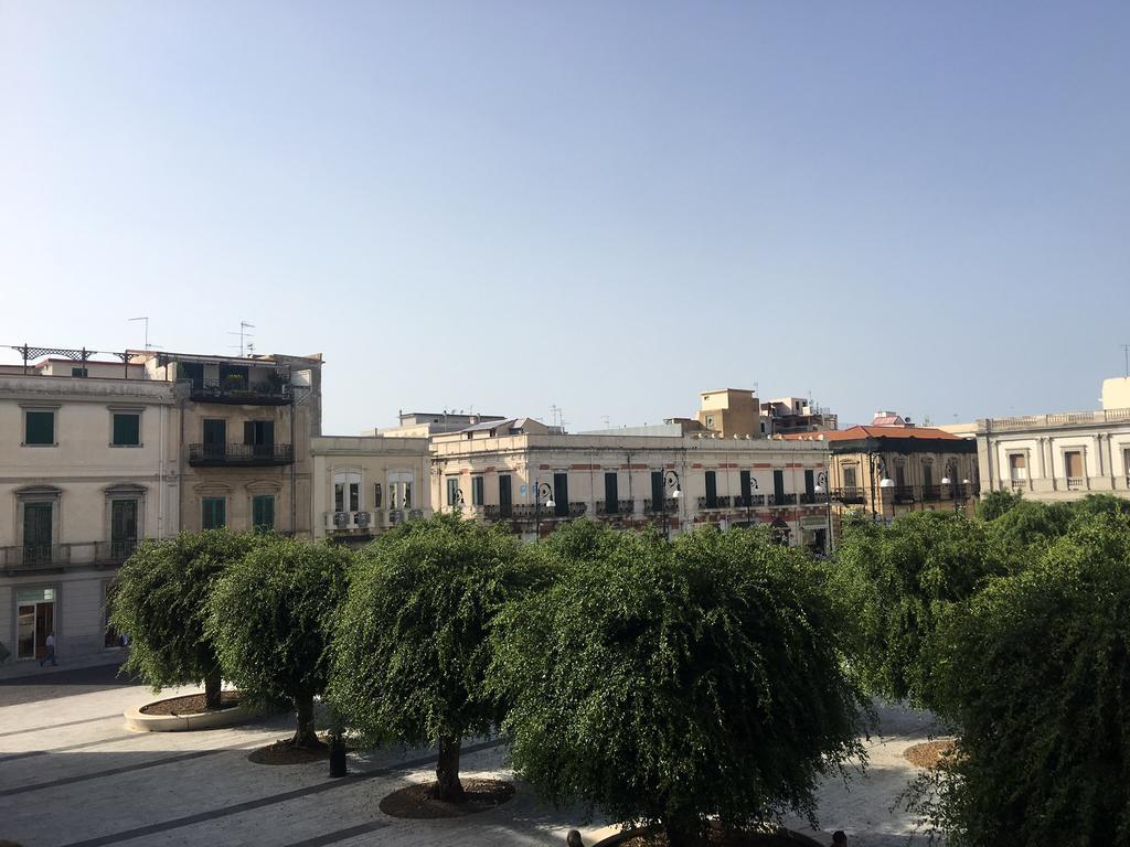 Le Royal Hotel Reggio di Calabria Exterior foto